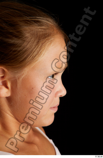 Esme  2 emotion fear head side view 0001.jpg